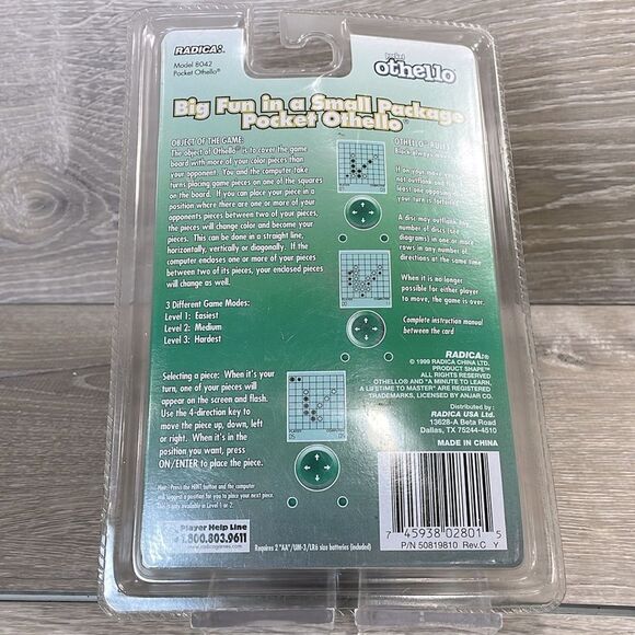 NEW Radica Pocket Othello Electronic Game Vintage 1999- Model 8042 Black Green - Picture 2 of 8